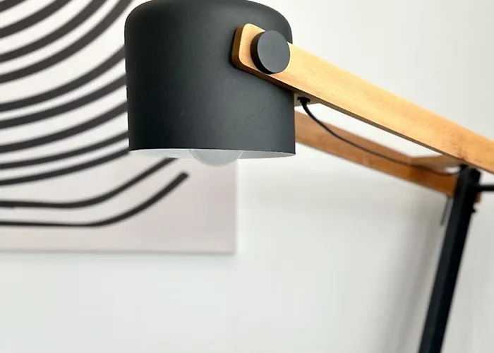 Appartamento Contemporary Charm In Old