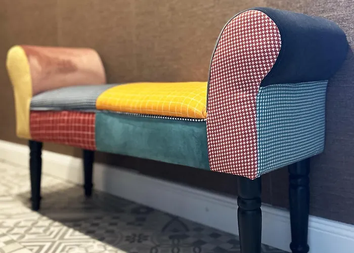 Apartment Contemporary Charm In Old *