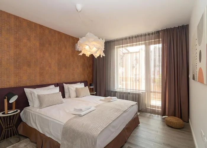 Apartment Contemporary Charm In Old